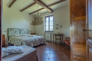 1 chambre, Wi-Fi gratuit, draps fournis