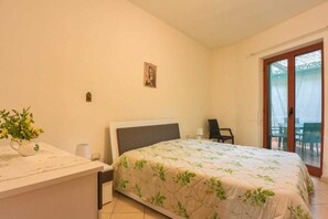 2 bedrooms, free WiFi - Apartment (Laureana Cilento)