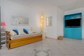 Televisión, mesa de ping pong