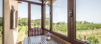 Apartment "Casa Vacanze del Borgo" with Garden and Wi-Fi