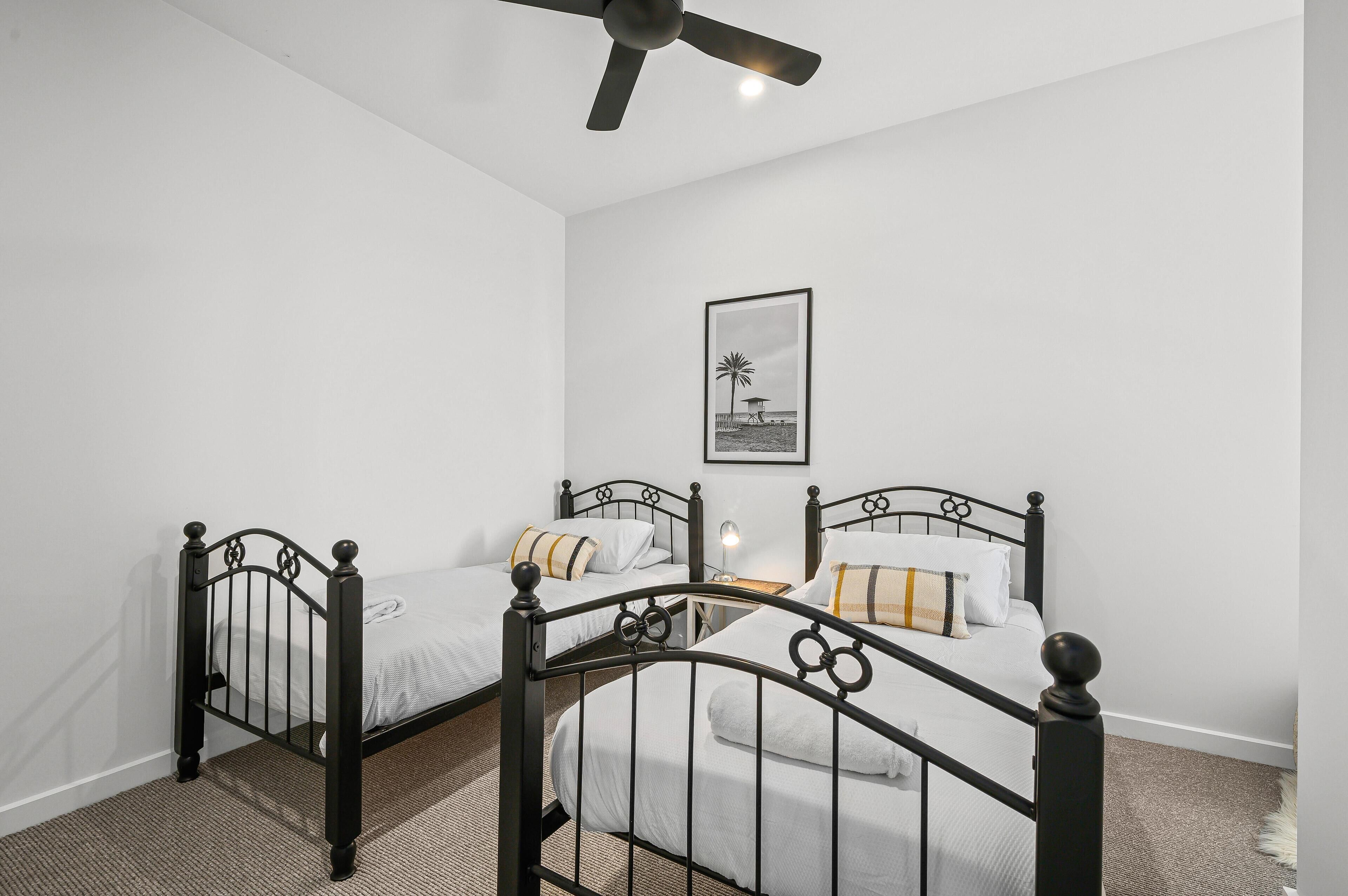 Hamptons by the Beach ~ Moana - Brand New 2 Bed Coastal Apartment 50m from the Sea — image 16