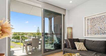Hamptons By The Beach - Moana - C21 SouthCoast Holidays