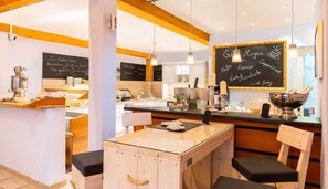 Unclassified image, 2 of 50, button - Hotel Stadt Kappeln- Comfort superior - Hotel Stadt Kappeln (Kappeln)