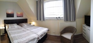 2 bedrooms