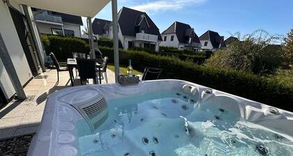 Waterfront villa on the lake