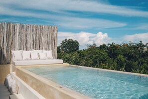Pool - 3 Bed Apartment Sleeps 6 - Private Pool & Hot Tub (Tulum)