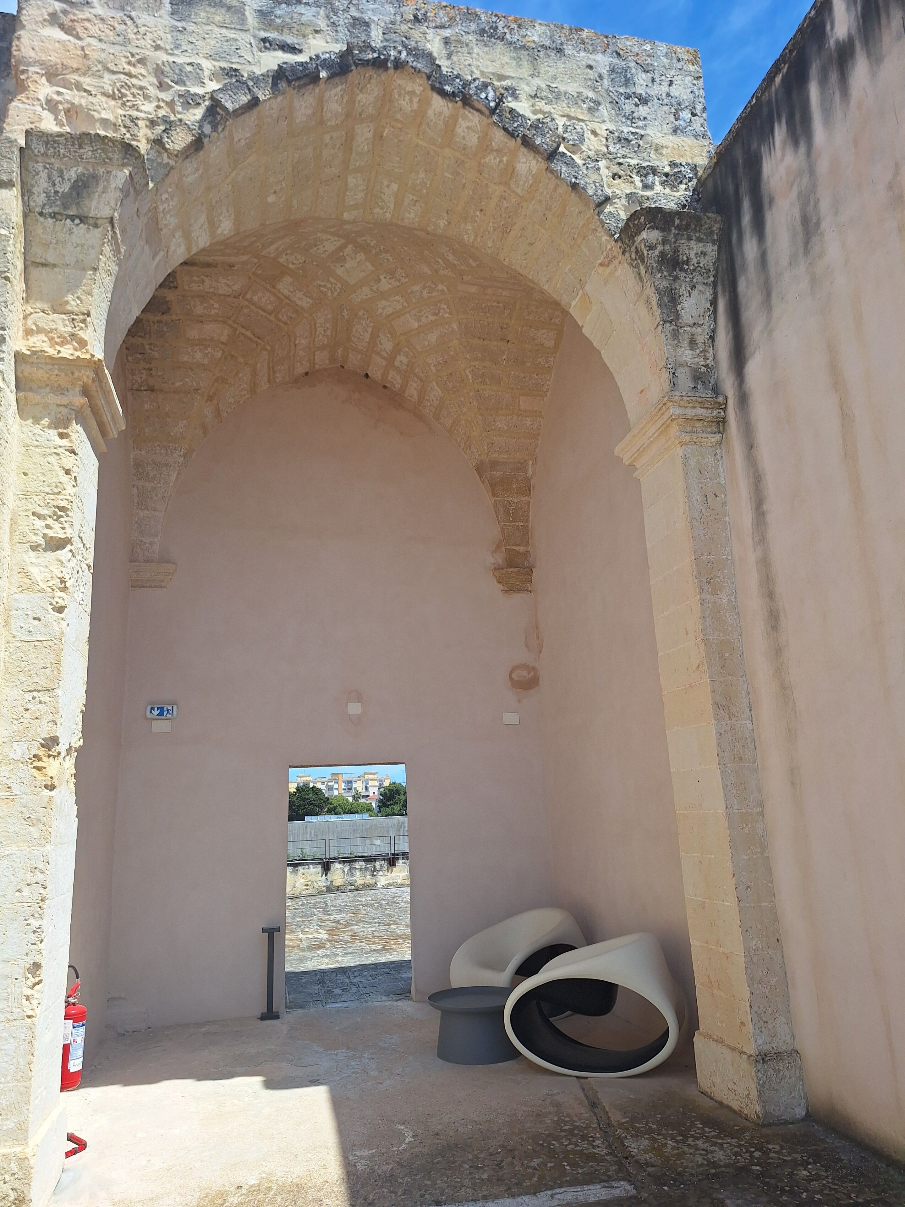 شرفة على السطح