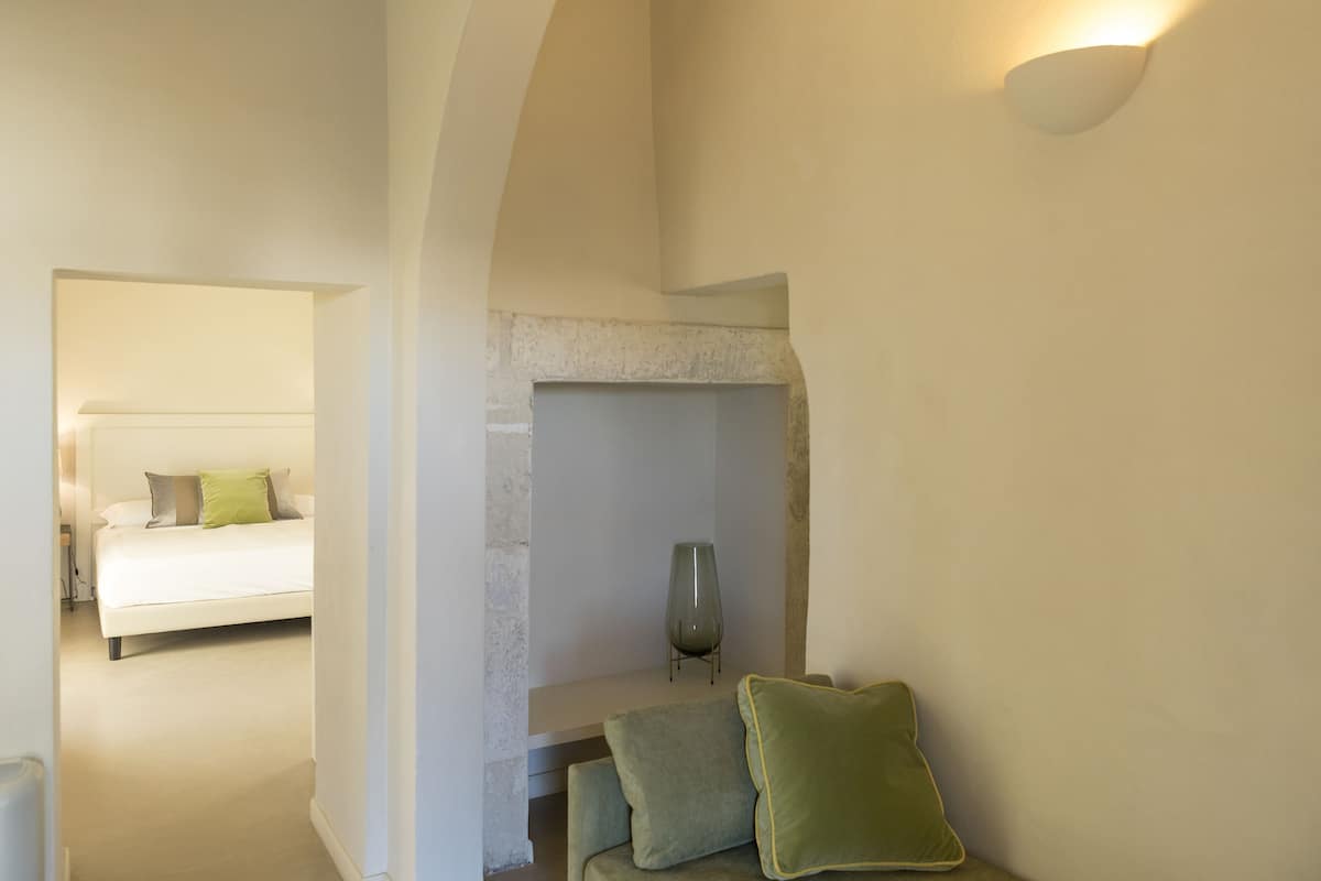 Comfort Triple Room | 1 bedroom, down duvets, minibar, in-room safe