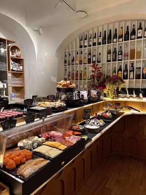 Café da manhã feito na hora diário (EUR 30 por pessoa)