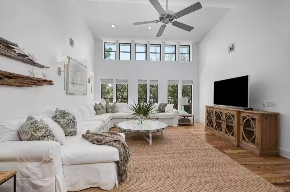 6BR + 2 bonus rooms | Private Pool + Golf Cart | Walk to Seaside!