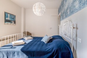 1 bedroom, Internet, bed sheets