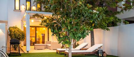 Front of property – evening/night