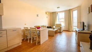 Standard Apartment | Living area - Apartcomplex Panorama Dreams (Sveti Vlas)
