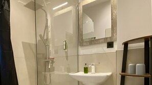 Hair dryer, towels - App. 1 - wohlBhaglich (1 Zi, 2+2 Pers.) (Braunlage)