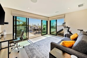 Flat-screen TV, offices