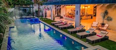 Piscine extérieure, piscine chauffée