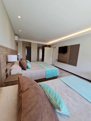 In-room safe, desk, blackout drapes, free WiFi