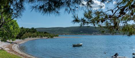 Beach nearby, sun-loungers