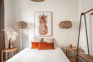 2 quartos, ferros/tábuas de passar roupa, Wi-Fi, roupa de cama