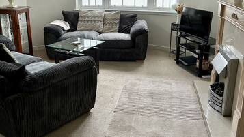 Cottage | Living area