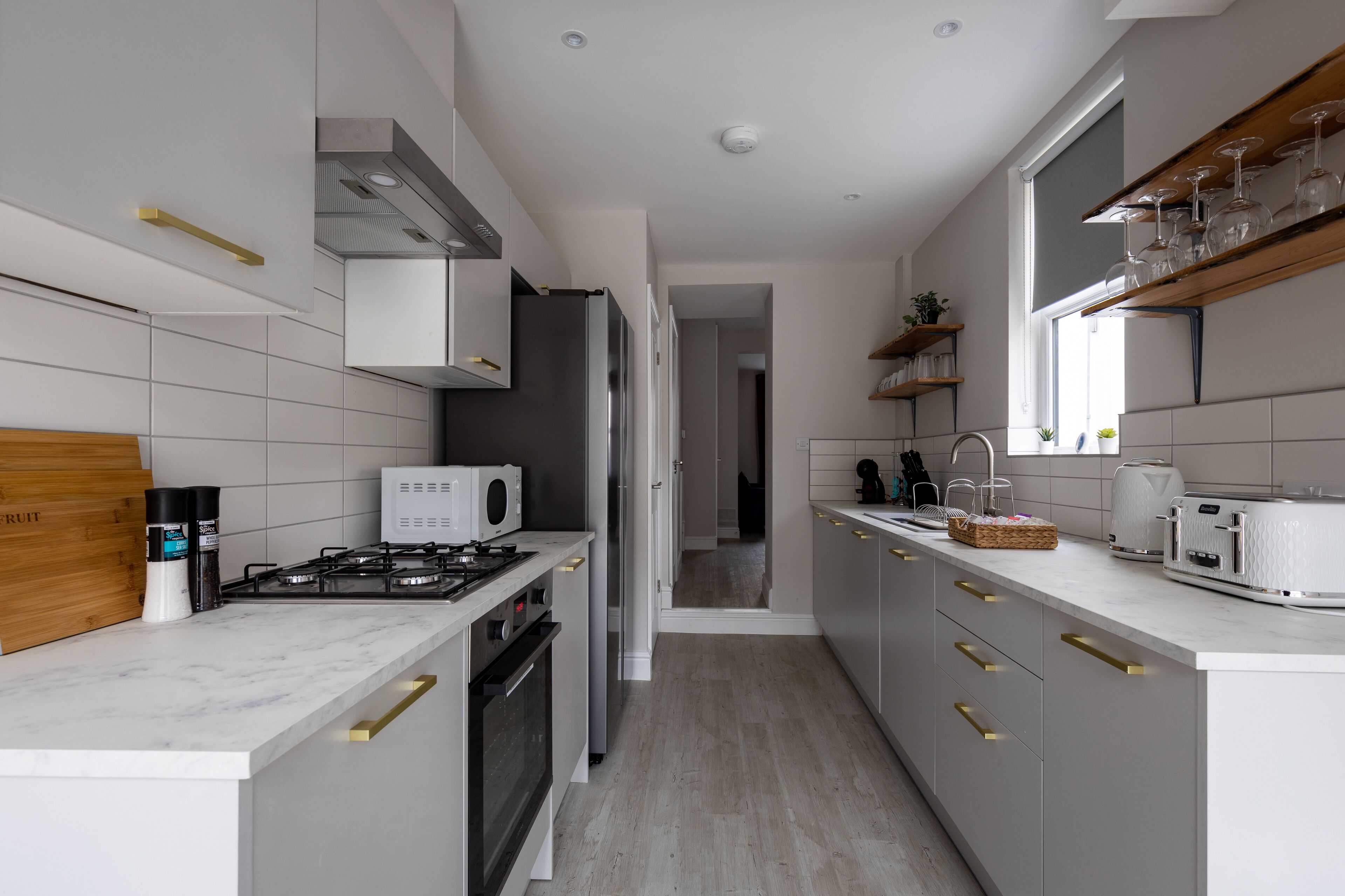 5 star rated, beautifully decorated spacious 3 bed house close to City Centre. 