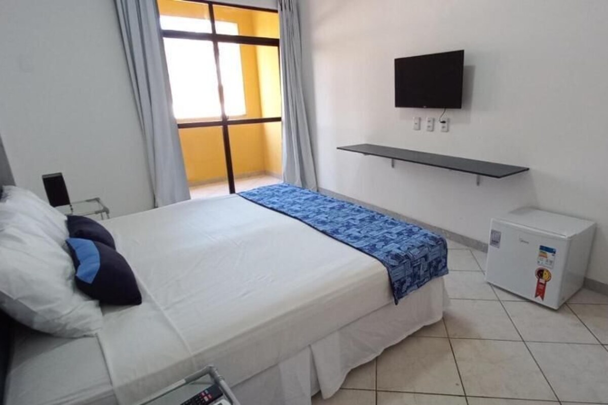 Deluxe-Zimmer | Minibar, Verdunkelungsvorhänge, Bügeleisen/Bügelbrett, Reisekinderbett