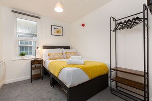 1 Schlafzimmer, Schreibtisch, Bügeleisen/Bügelbrett, kostenloses WLAN