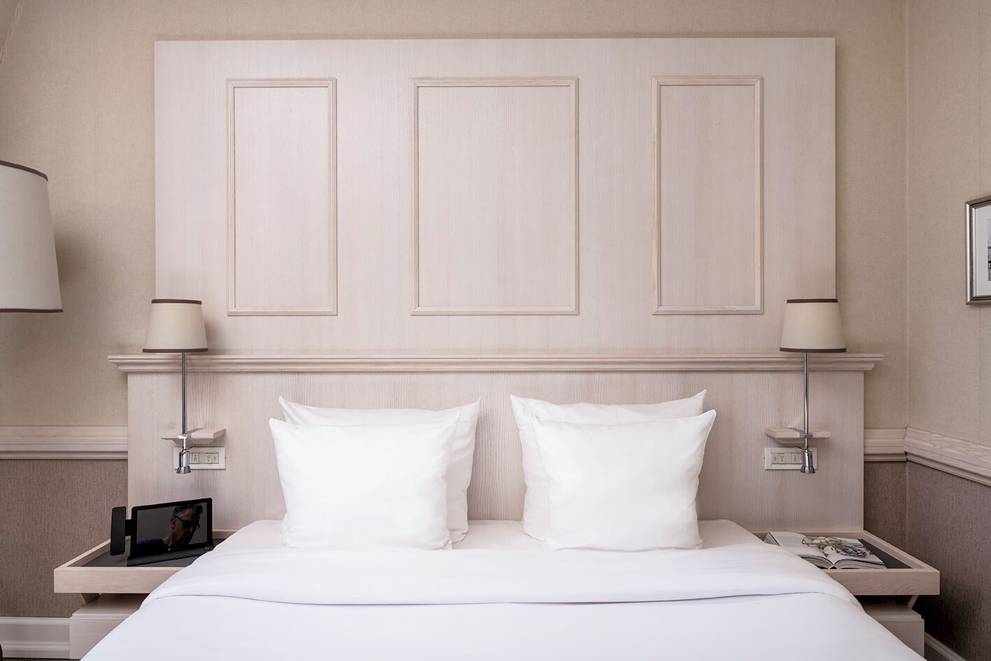 Superior Double Room, Lakeside | Hypo-allergenic bedding, in-room safe, desk, soundproofing
