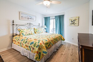 2 bedrooms, free WiFi - Afterdeck 102 - Two Bedroom, Two Bath Ocean View Condo (Murrells Inlet)