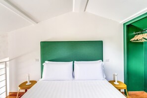 1 bedroom, iron/ironing board, WiFi, bed sheets - M4 - Sponda by Feeling Italy (Sant'Agata sui Due Golfi)