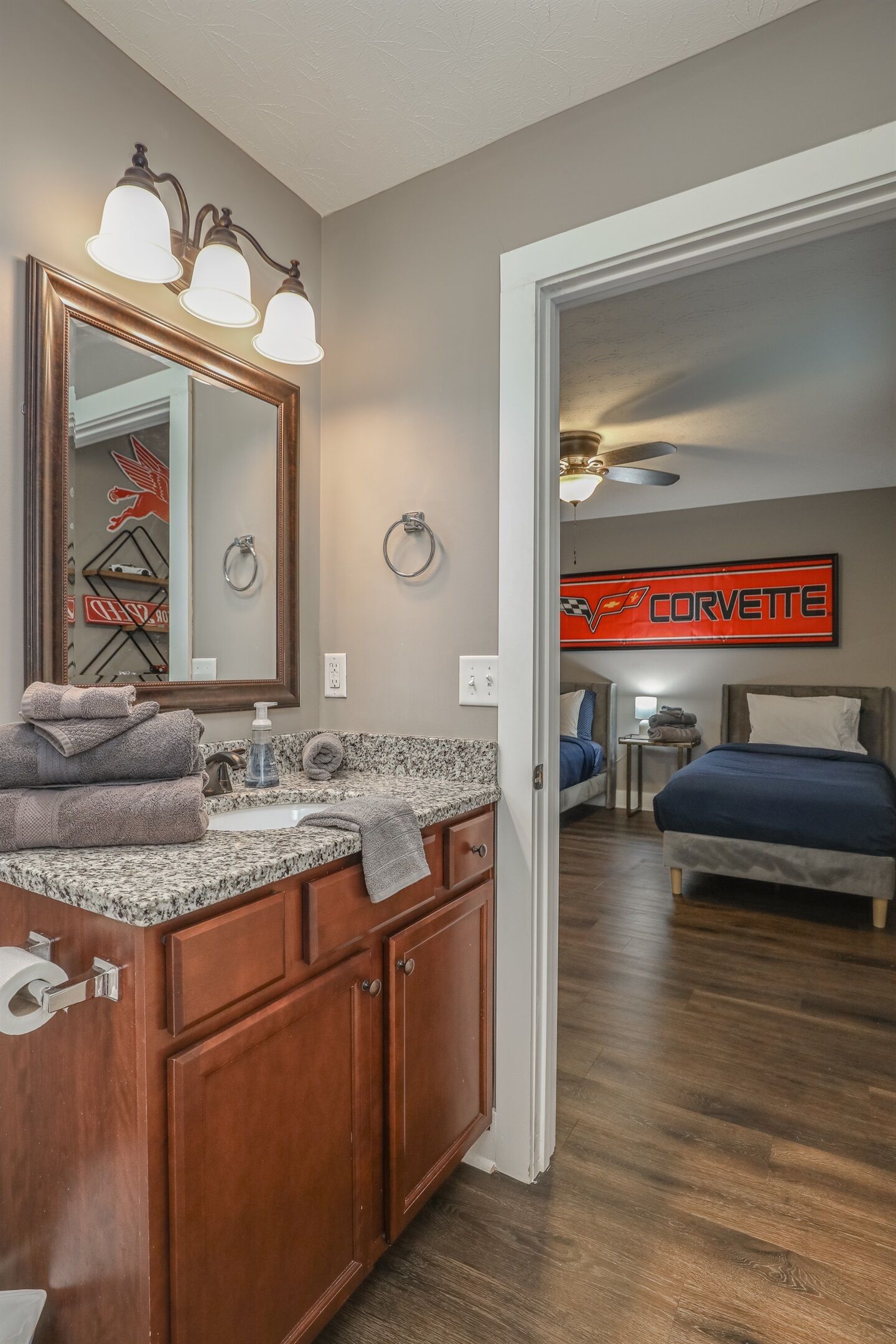 Combined shower/bathtub, hair dryer, towels, soap