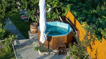 Outdoor spabad