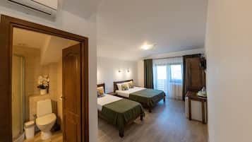 6 habitaciones, cuna de viaje, wifi gratis y ropa de cama