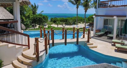 Turtle Breeze - Fully Staffed Oceanfront Villa with Private Chef