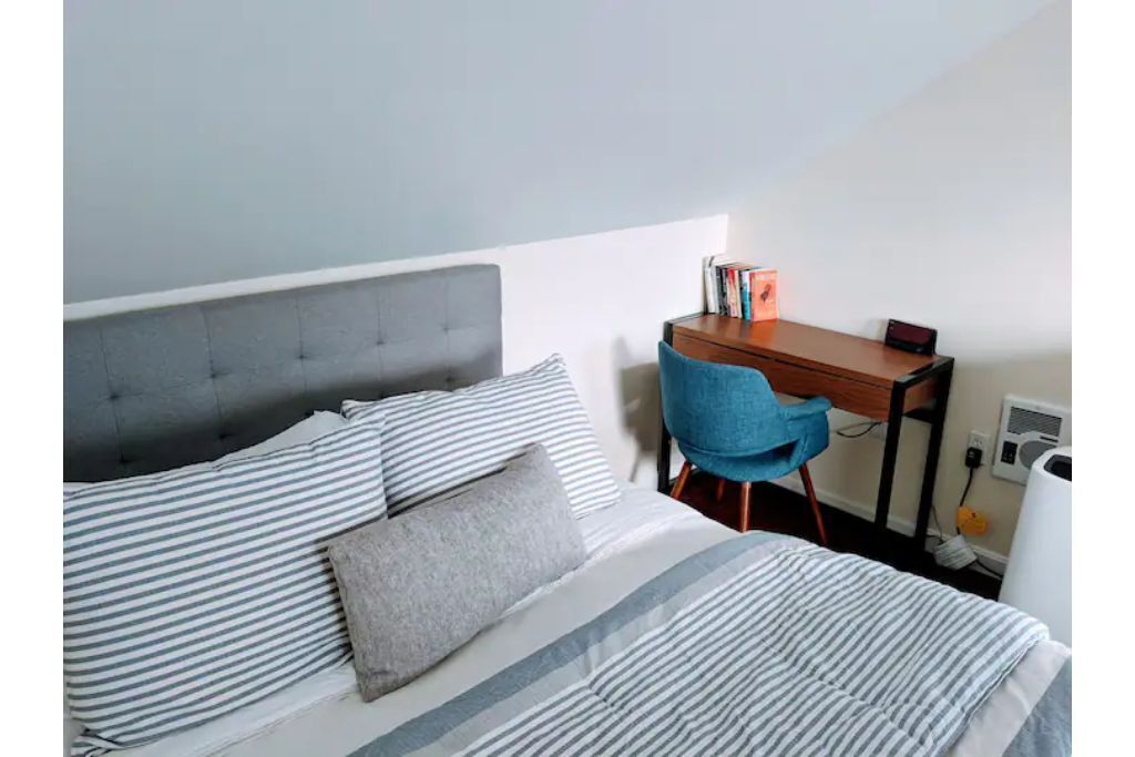 ✨Private Studio w/ Loft Center Historic Carlisle✨