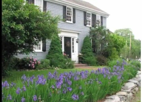 ✨Private Studio w/ Loft Center Historic Carlisle✨