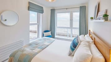 4 chambres, fer et planche Ă repasser, Wi-Fi, draps fournis