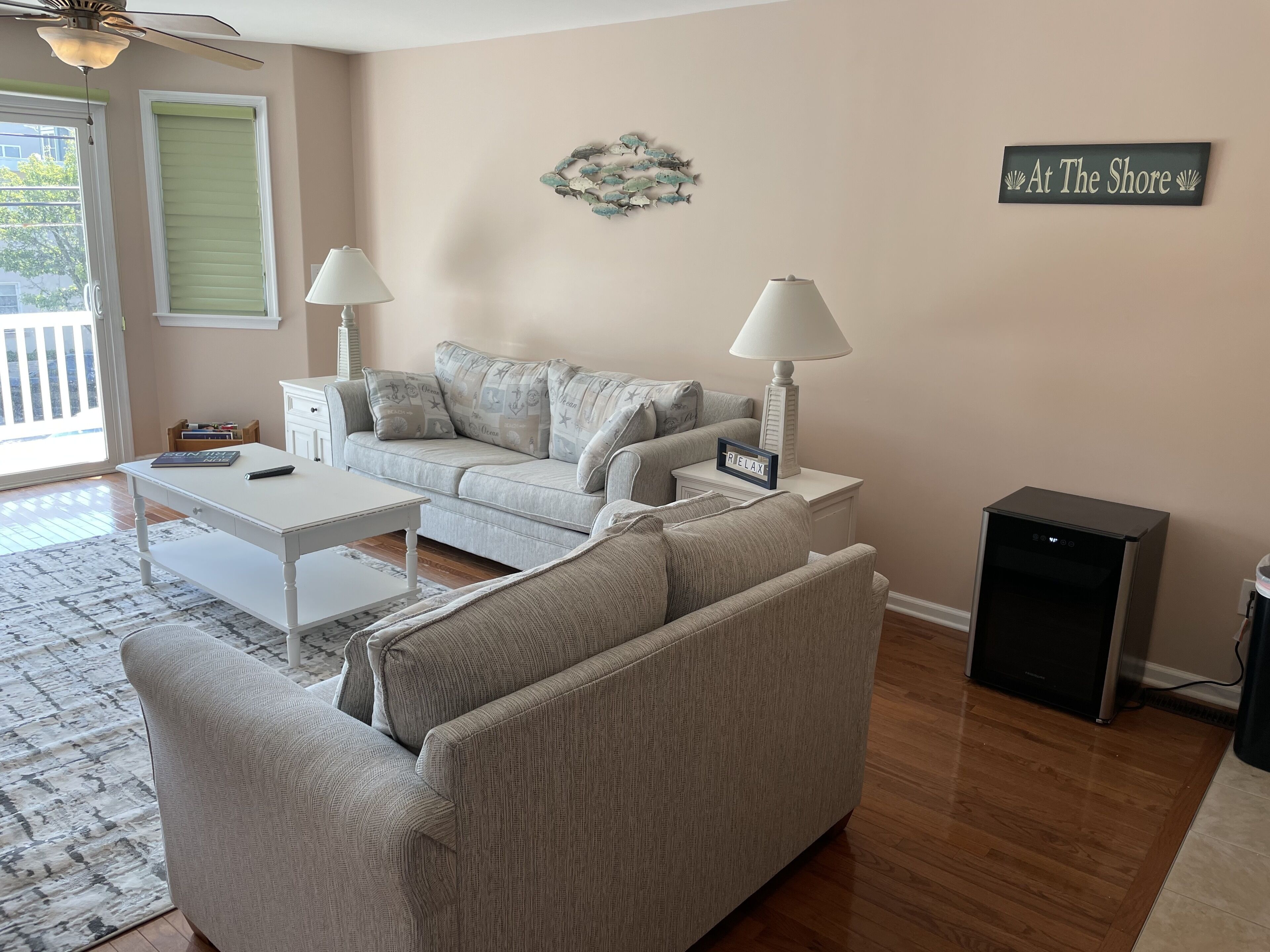 BOOK 2024 TODAY! BEACH-SHOWER-HAPPY HOUR-REPEAT!1 BLOCK 2 BEACH/BOARDS/CONV CNT!