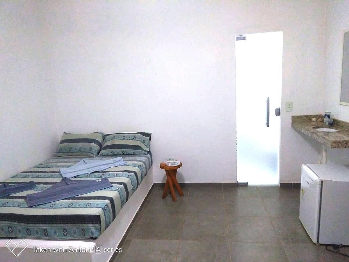 Minibar, free WiFi, bed sheets