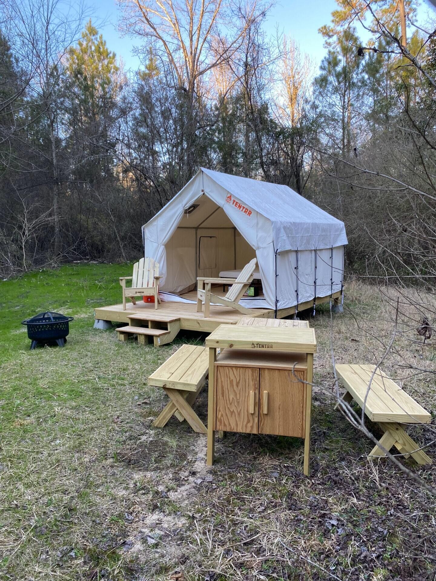 Tentrr State Park Site - Mississippi Clarkco State Park - Lakeview Site H - Sing