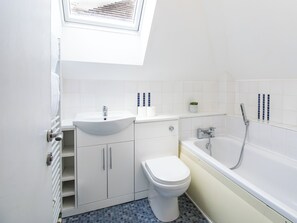 Bathtub - School Path Ironbridge Home with Rear Terrace (Ironbridge)