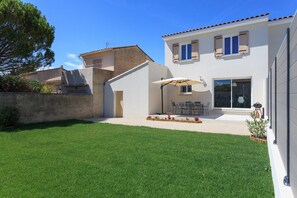 Exterior - Villa Lisa - piscine chauffée (L'Isle-sur-la-Sorgue)