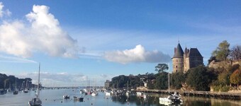 3* Walking distance: 5 minutes from the golf course, sea and shops. Everything can be done on foot