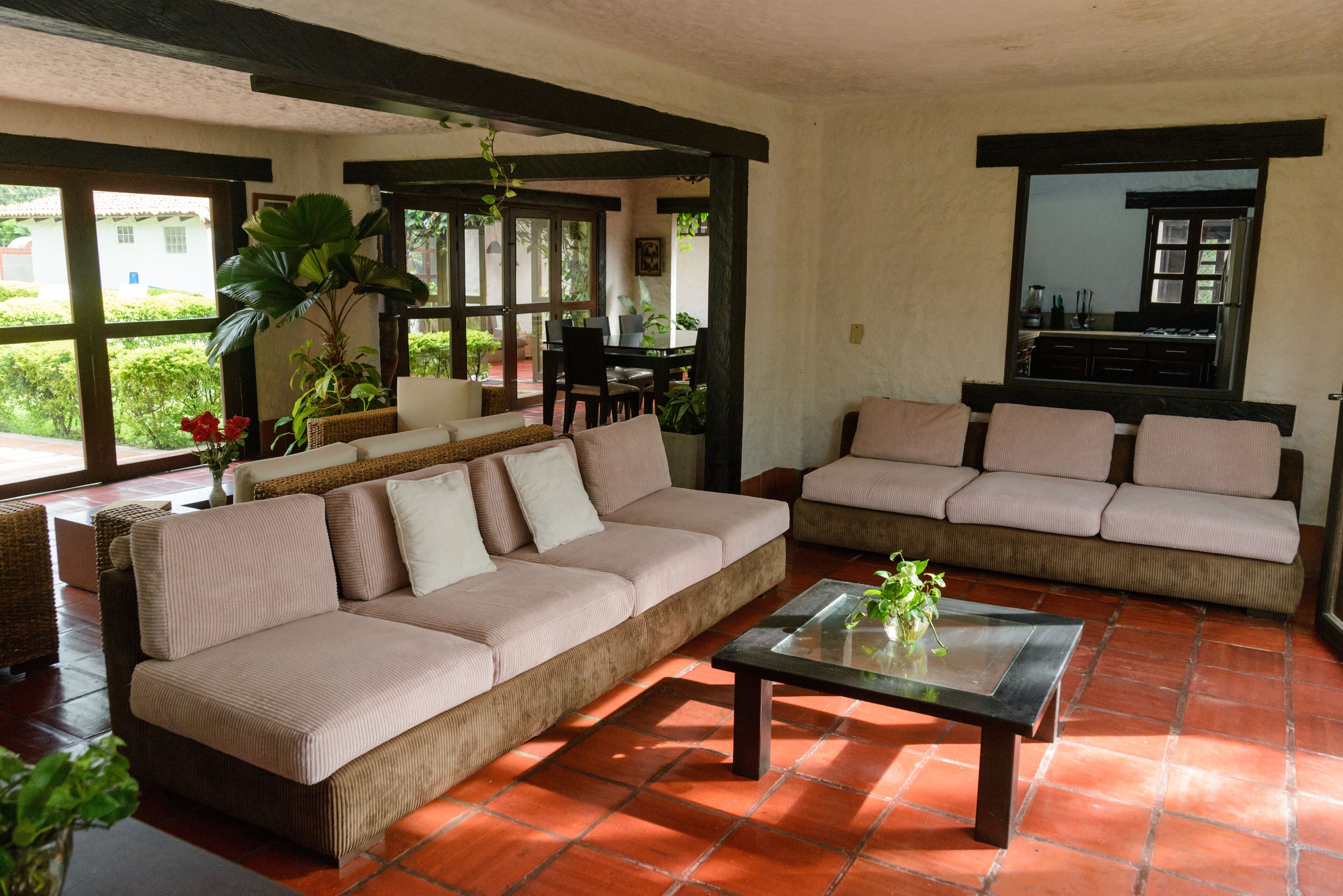 Smart-TV, Tischtennisplatte