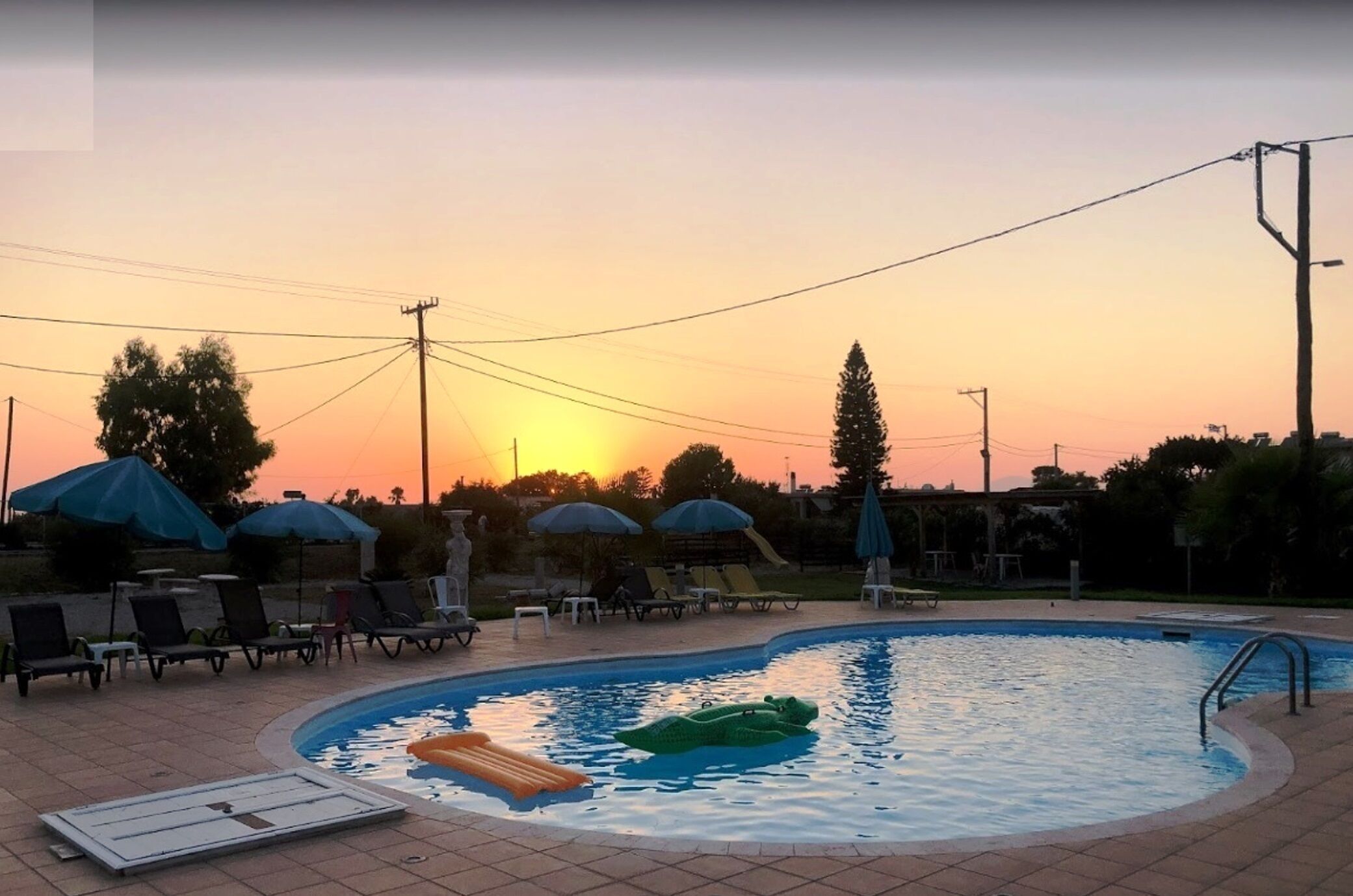 Seasonal outdoor pool