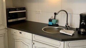 Uklassifisert bilde, 5 av 13, knapp