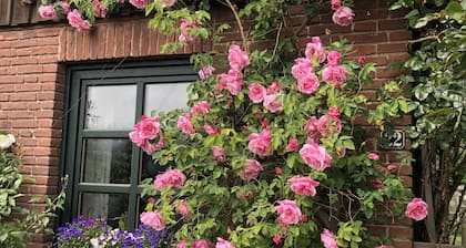 Vacation home with cottage garden on the Baltic Sea