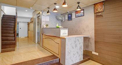 Itsy Hotels Aakash,100 Mts From Sardar Patel Stadium