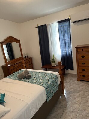 3 bedrooms, iron/ironing board, free WiFi, bed sheets - My Sweet Home (Isabela)