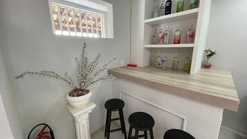 Bar (en la propiedad)